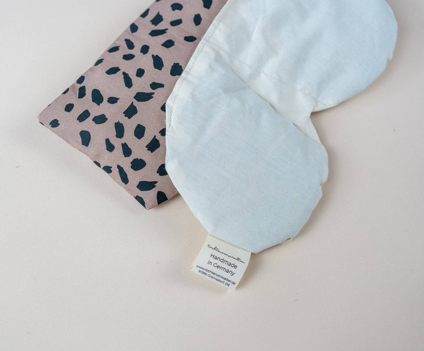 Eye pillow with organic spelt & organic lavender dots coffee