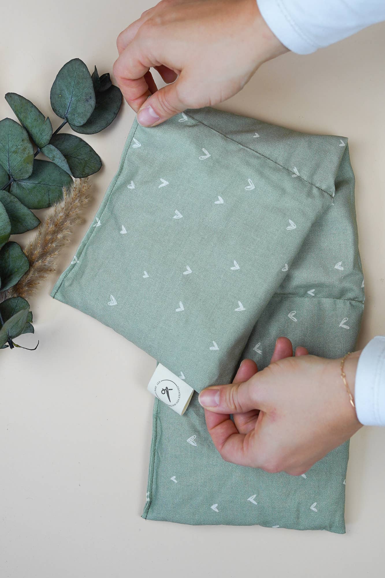 Heart-Shaped Matcha Heat Pad