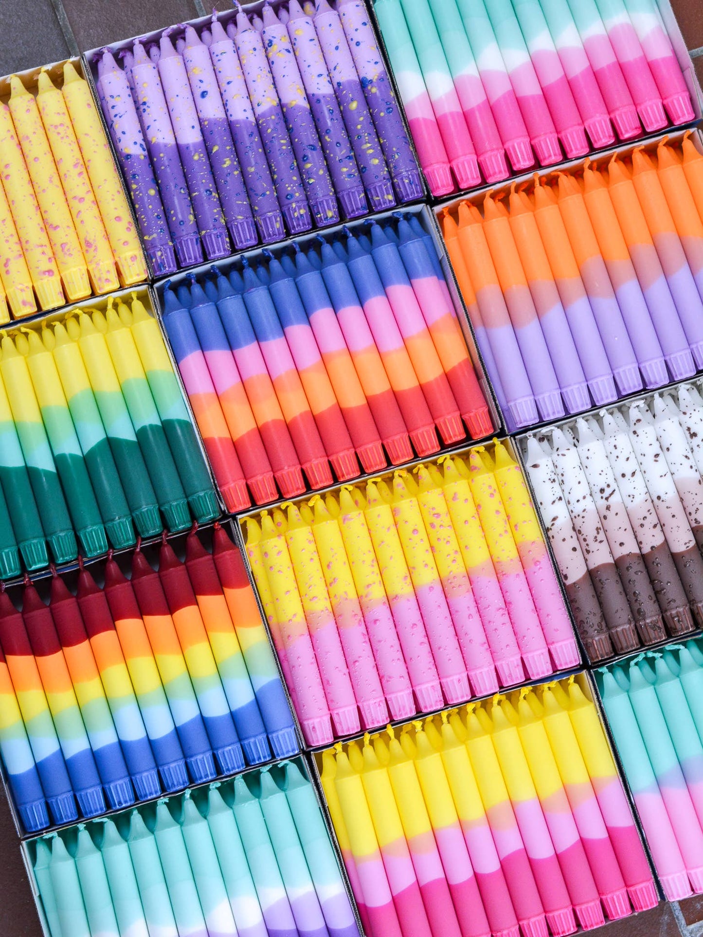 Nordtrice - Taper candle - Cappuccino Coffee Confetti